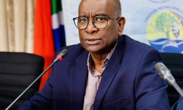 Attempts to remove DD Naidoo fail